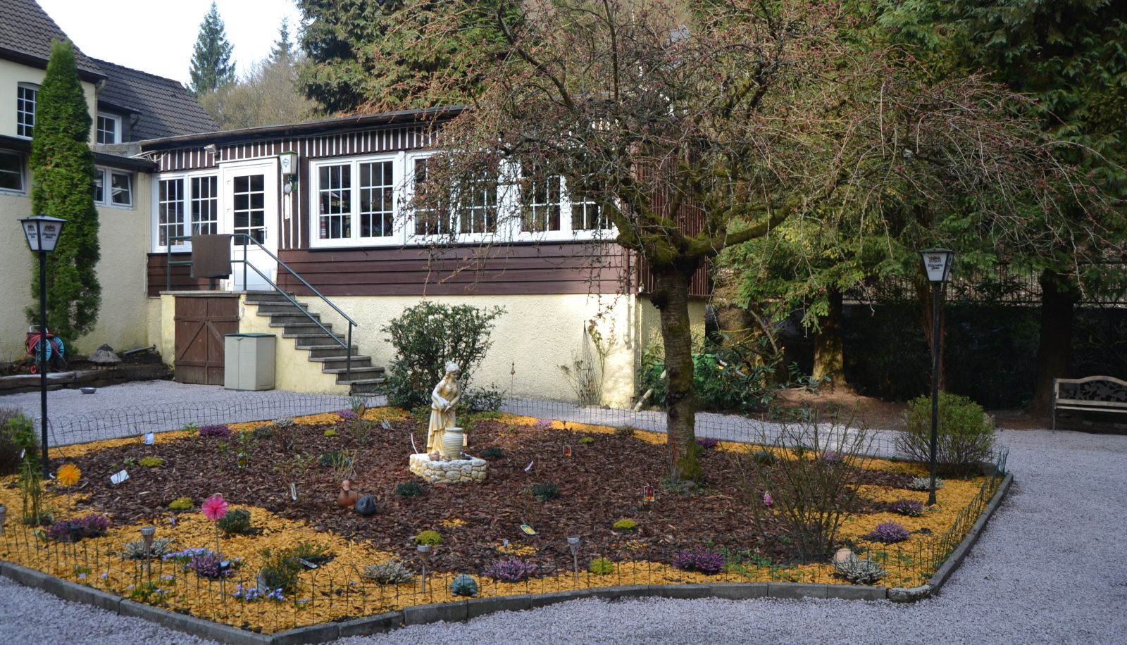 Garten - Waldhotel-Apartment  Lemberg