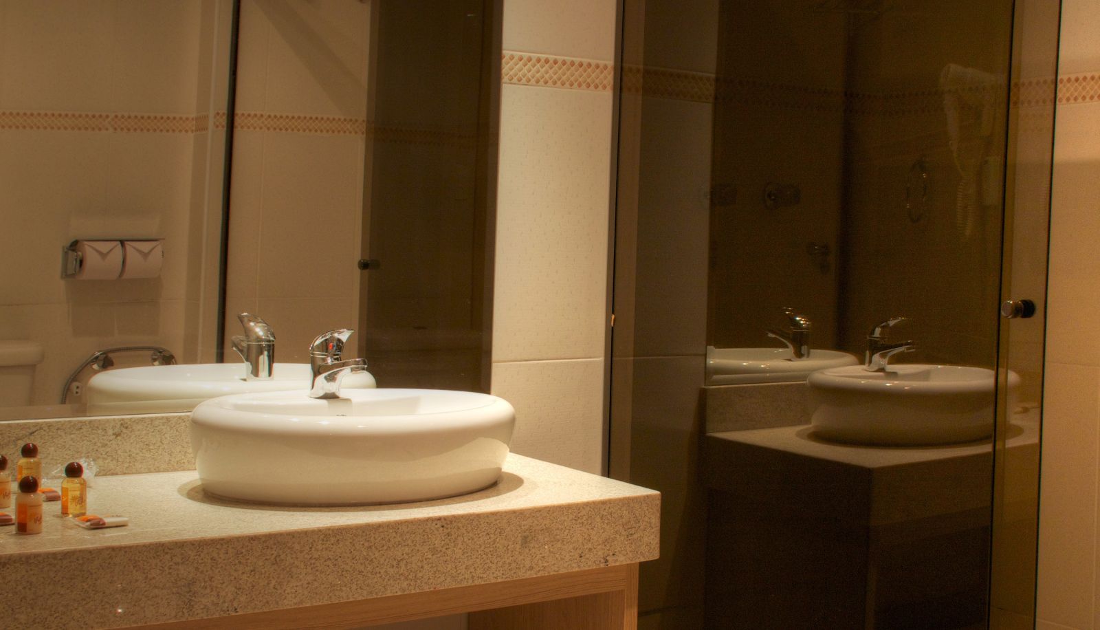 Bathroom - Ema Palace
