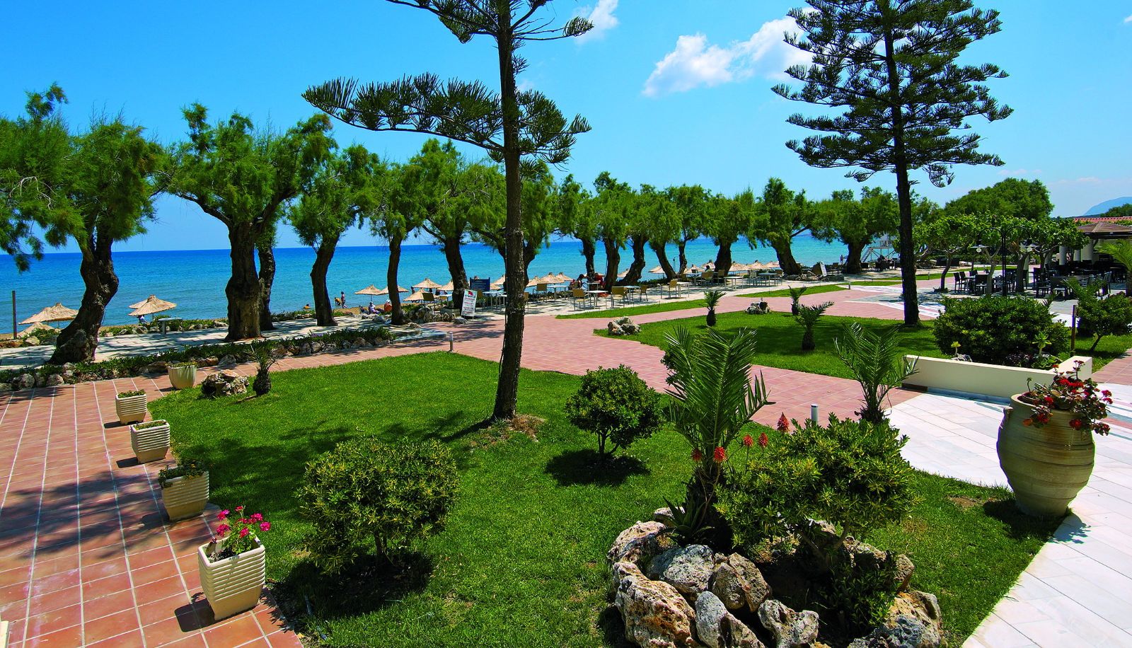 Terrace - Santa Marina Beach