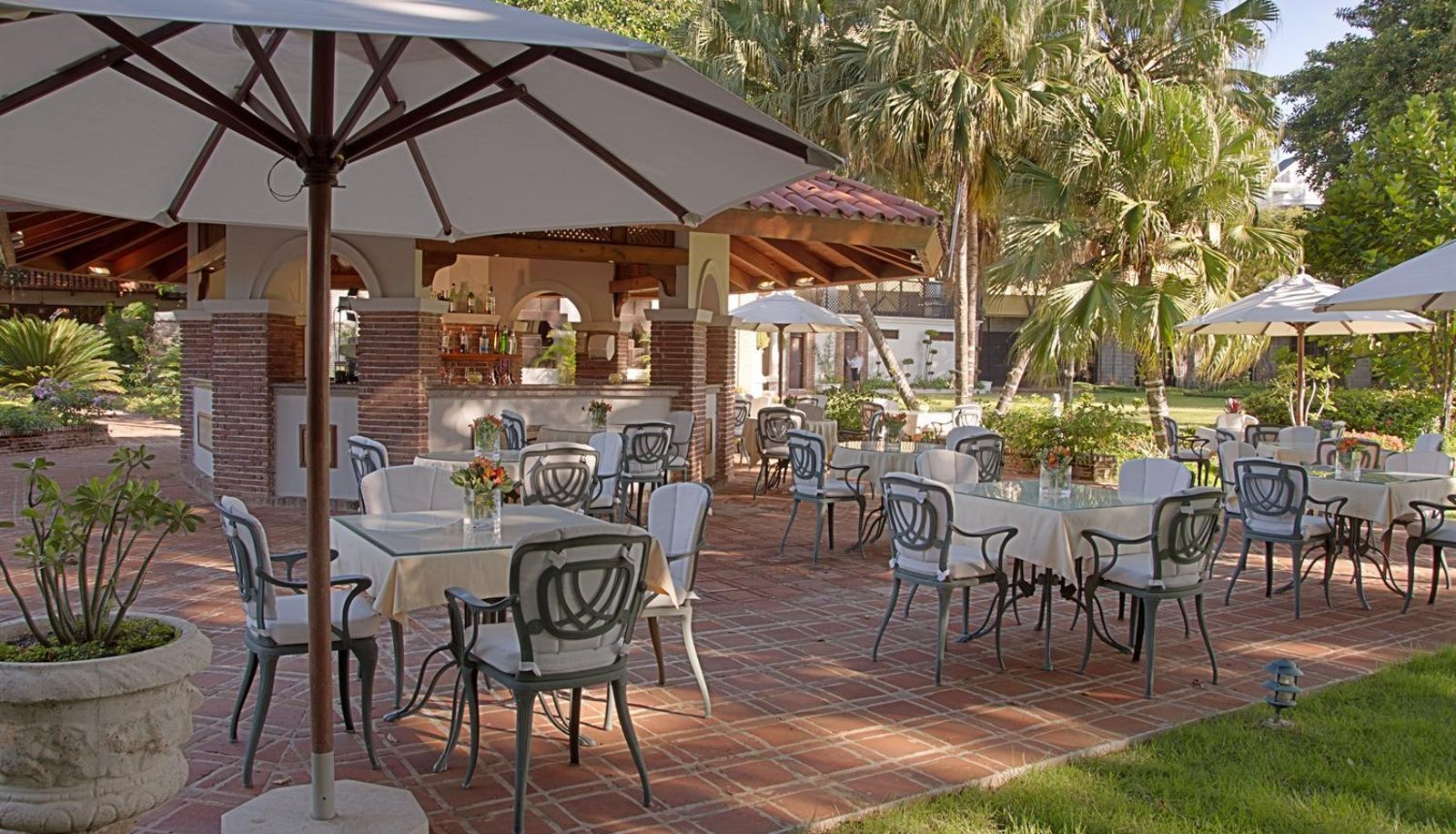 Bar - El Embajador a Royalhideaway Hotel