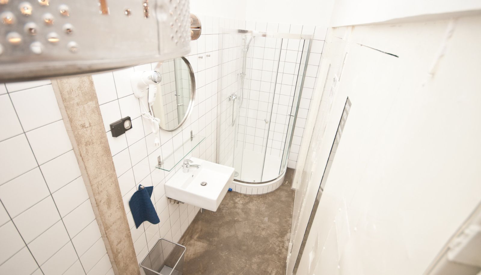 Bathroom - LoftHotel Przychodnia
