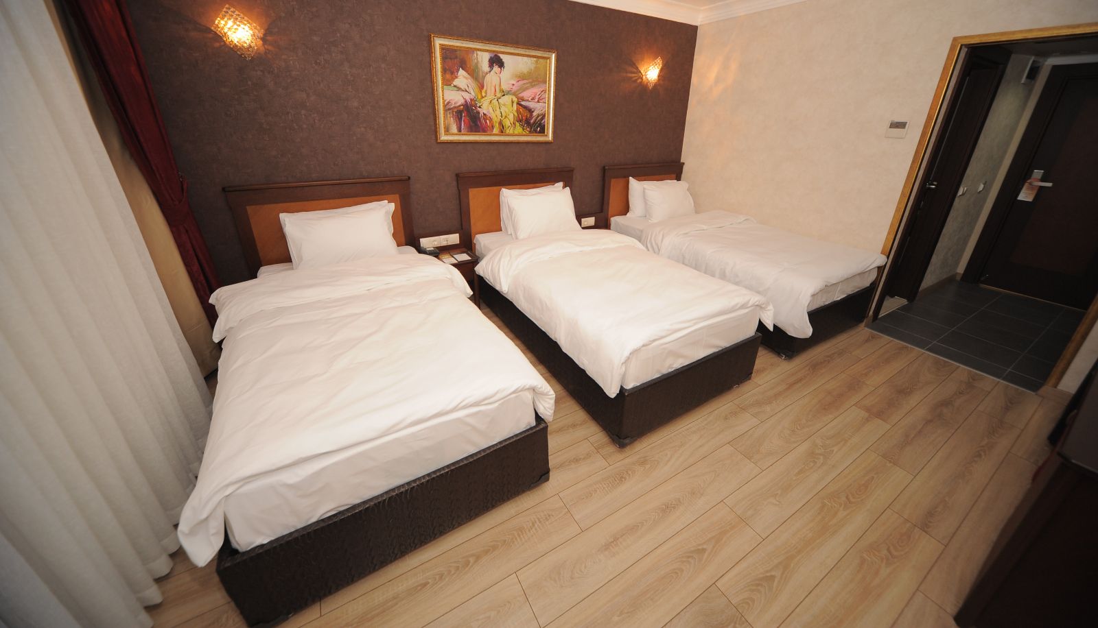 Habitación triple - Golden Lake Hotel
