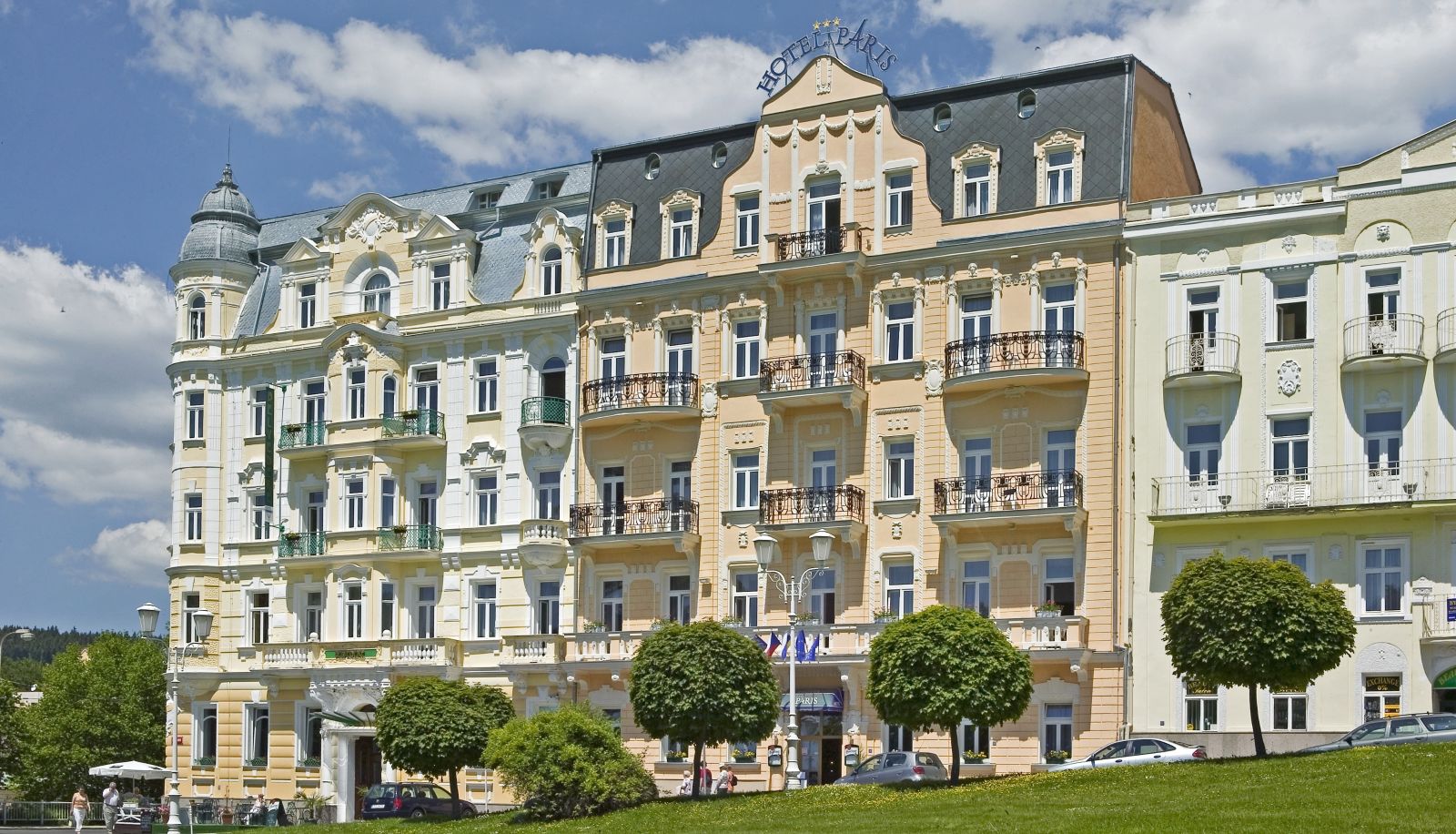 Buitenruimte van het hotel - Paris