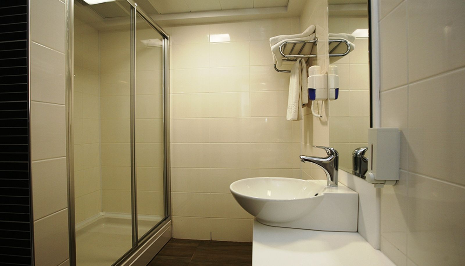 Badkamer - Selcuk Otel Sems-i Tebrizi