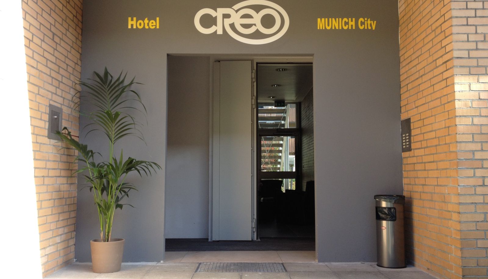Area esterna dell'hotel - Creo Munich City