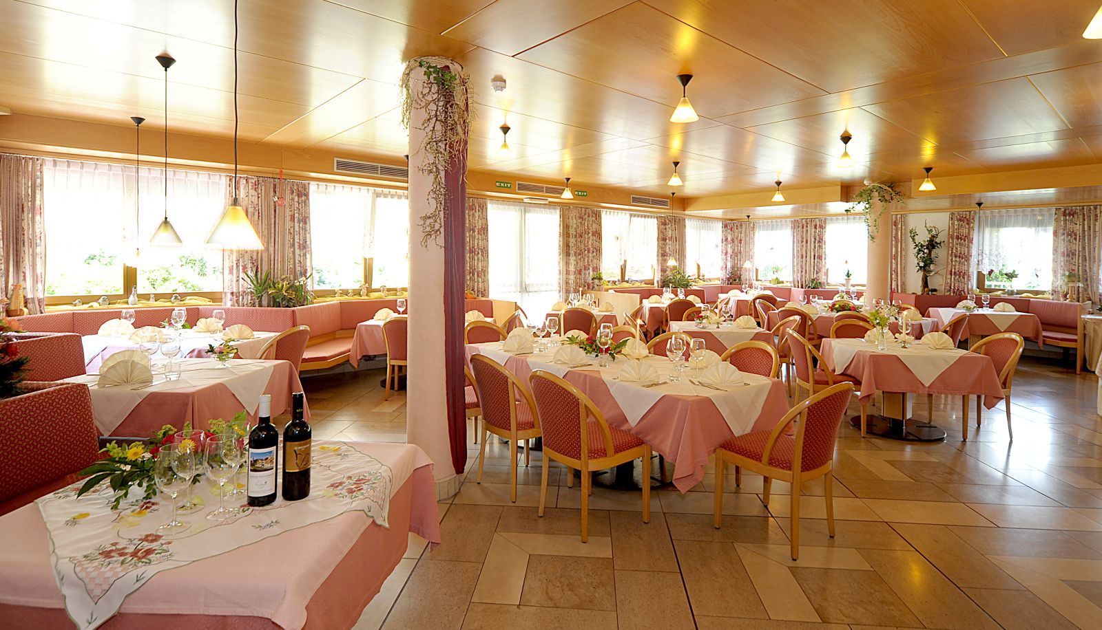 Restaurant - Hotel Waldheim