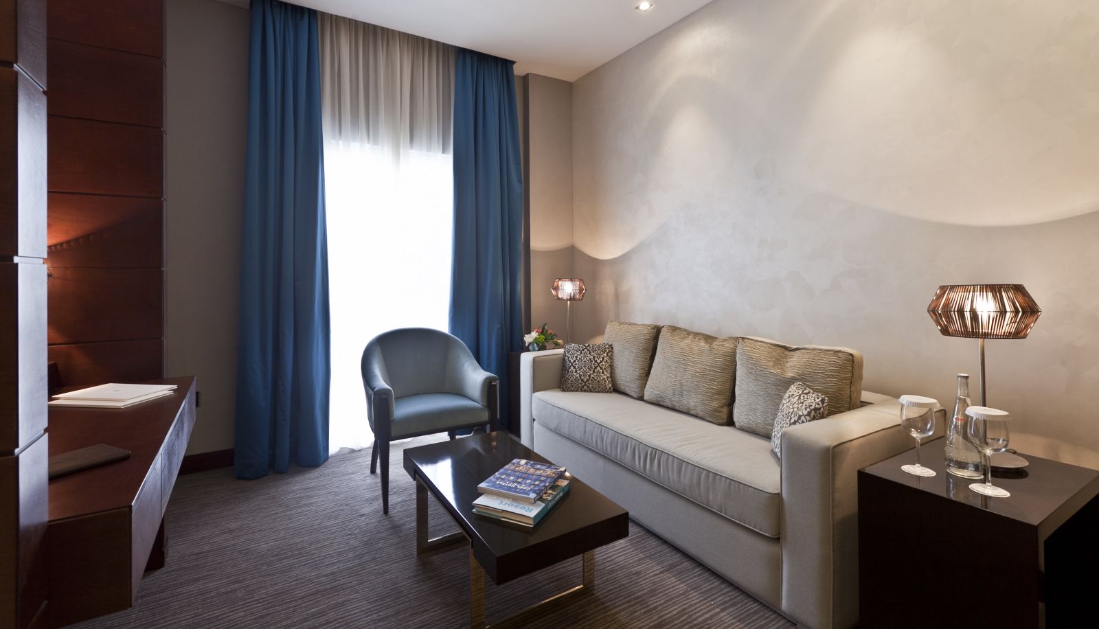 Suite - Zubarah Boutique