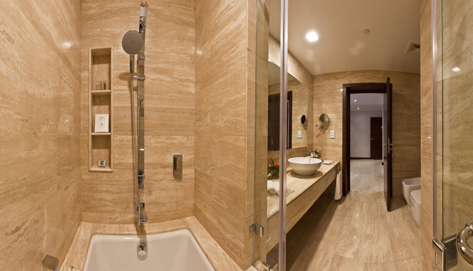Suite - Zubarah Boutique