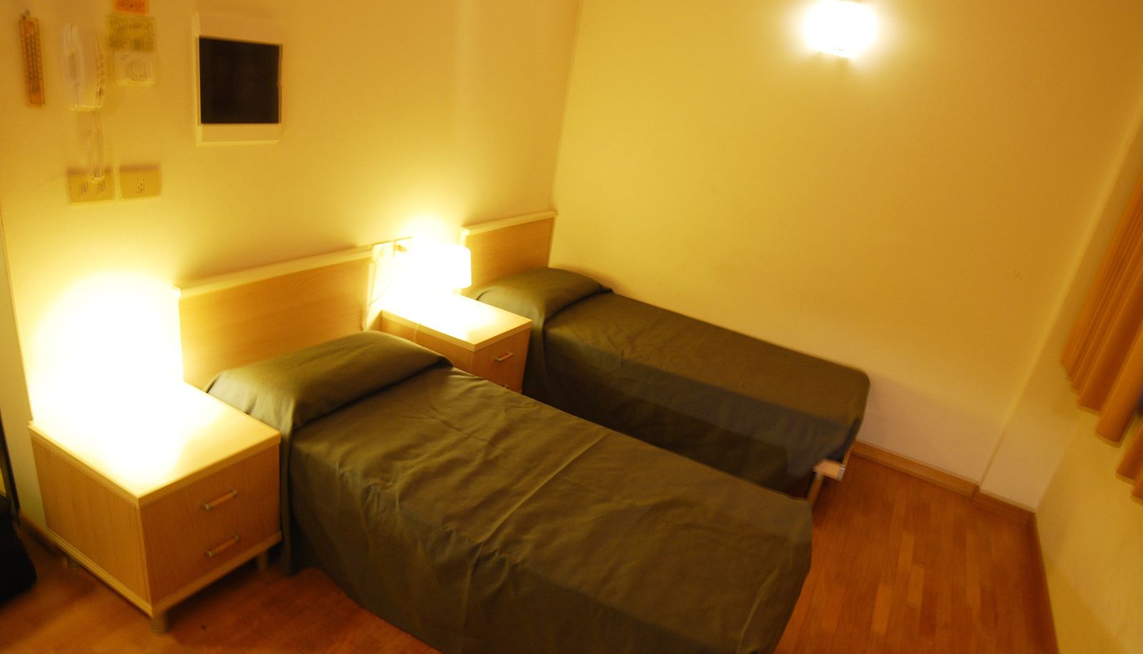 Standard room (double) - Sunny Terrace Hostel