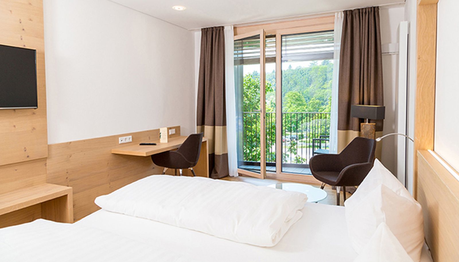 Room with balcony - Hotel Zur Schönen Aussicht