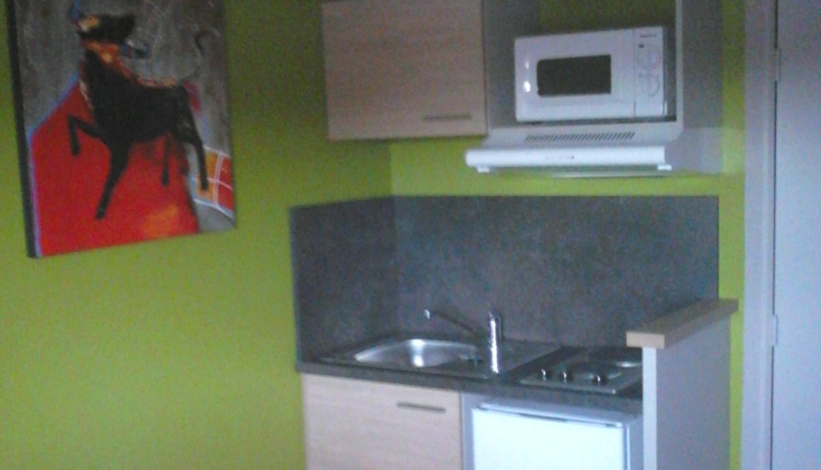 Kitchen area in the room - L'Eolienne Résidence de Tourisme