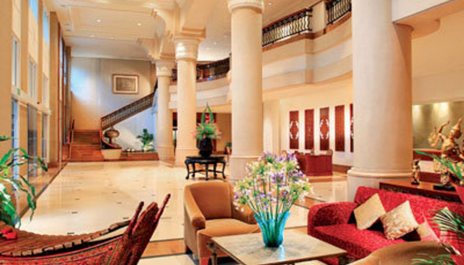 Hall - Yangon Panorama