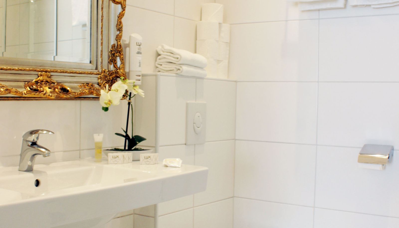 Bathroom - Zum Auerhahn