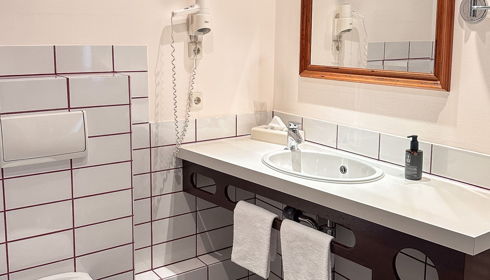 Badezimmer - THE GOOD ONE HOTEL Landshut