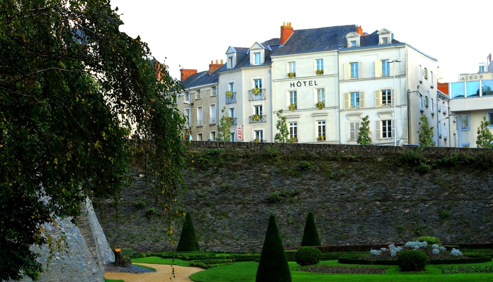 Hotel Außenbreich - Marguerite d'Anjou