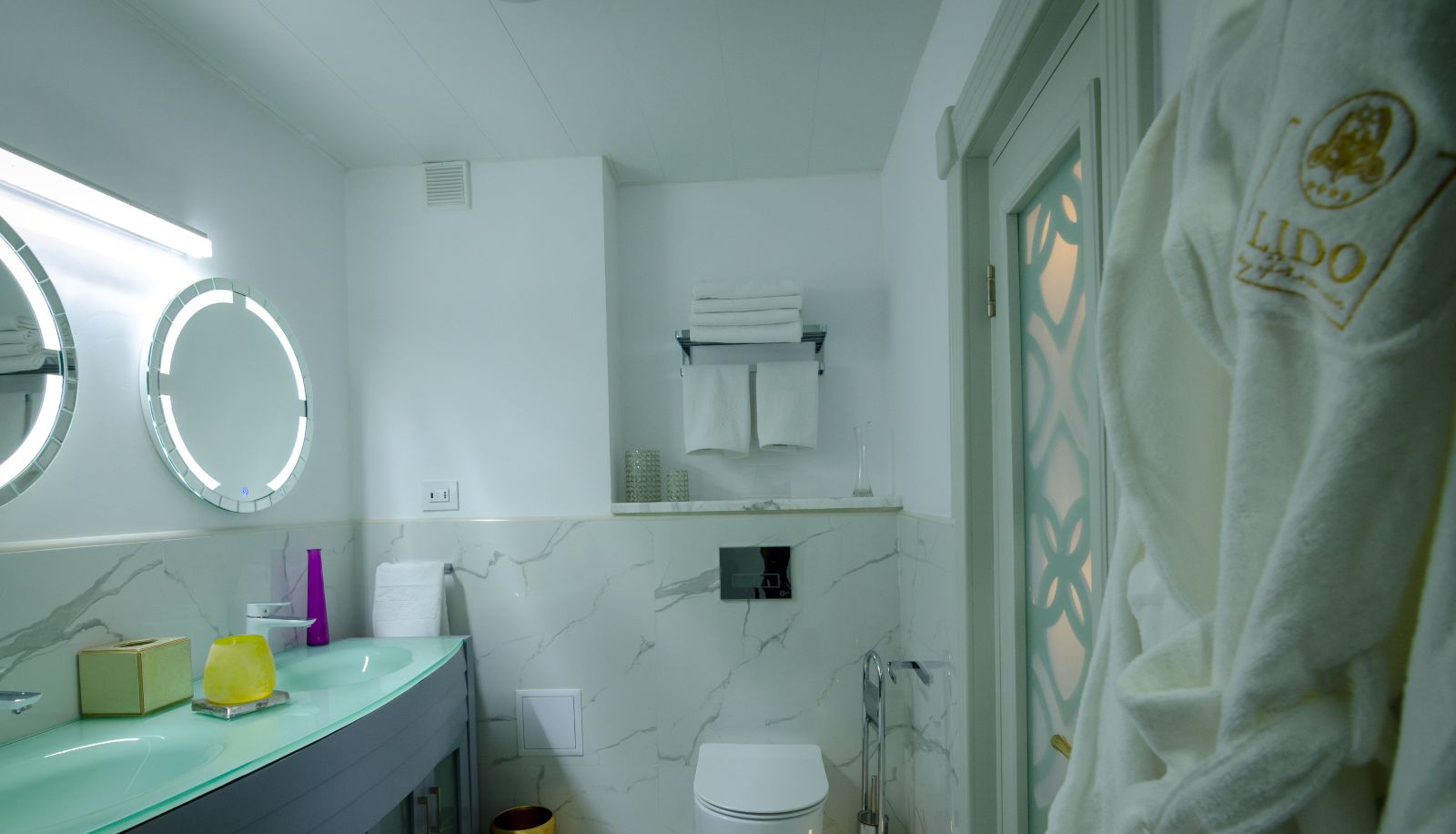 Badkamer - Lido by Phoenicia