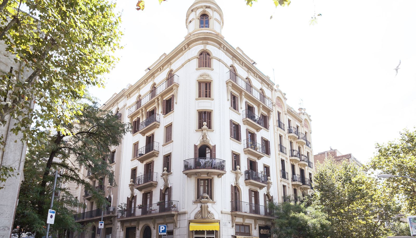 Hotel outdoor area - thesuites Barcelona