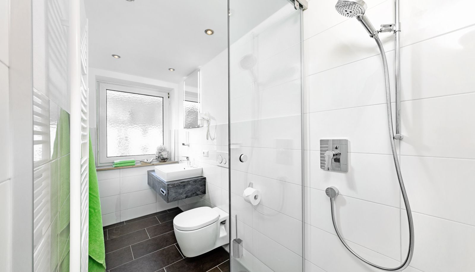 Bathroom - Zum Zecher Gasthaus