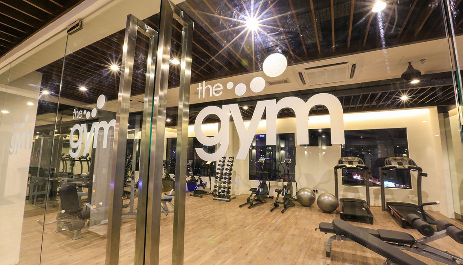 Fitness room - EcoTree Hotel