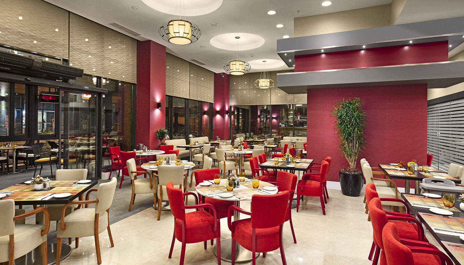 Hotel Innenbereich - Ramada Plaza by Wyndham Eskişehir