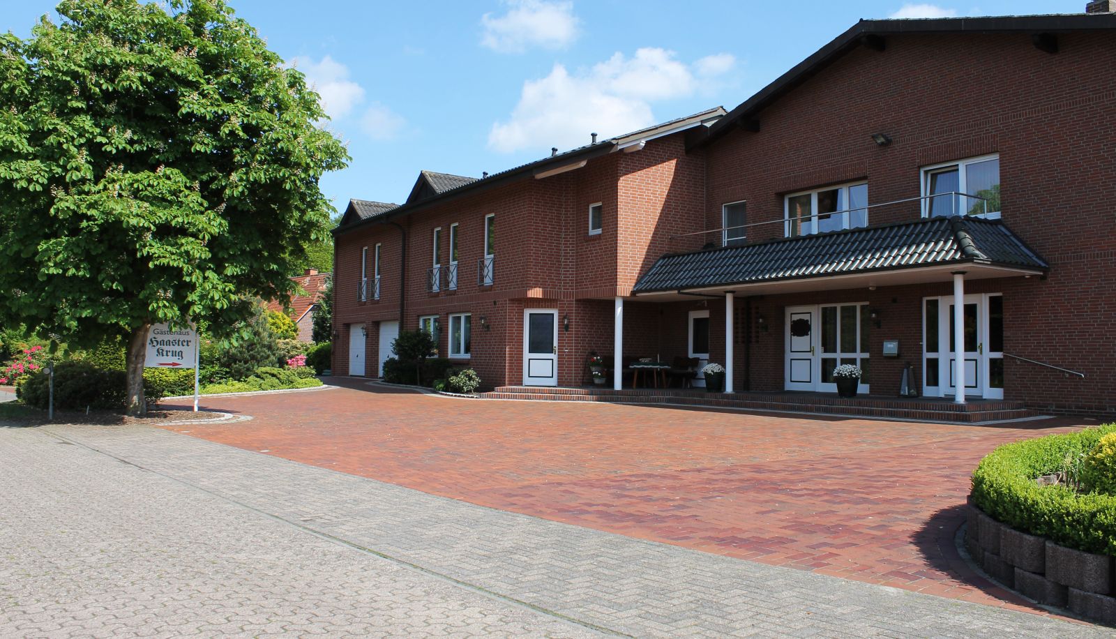 Buitenruimte van het hotel - Haaster Krug Otte