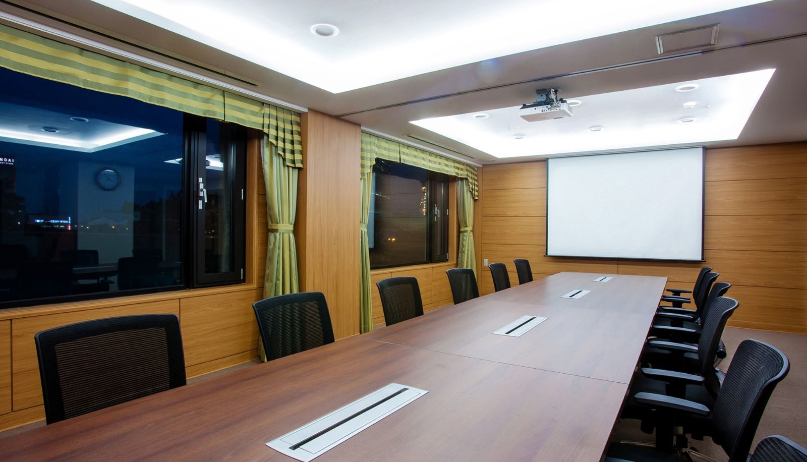 Conference office - Hotel Hyundai by Lahan Ulsan