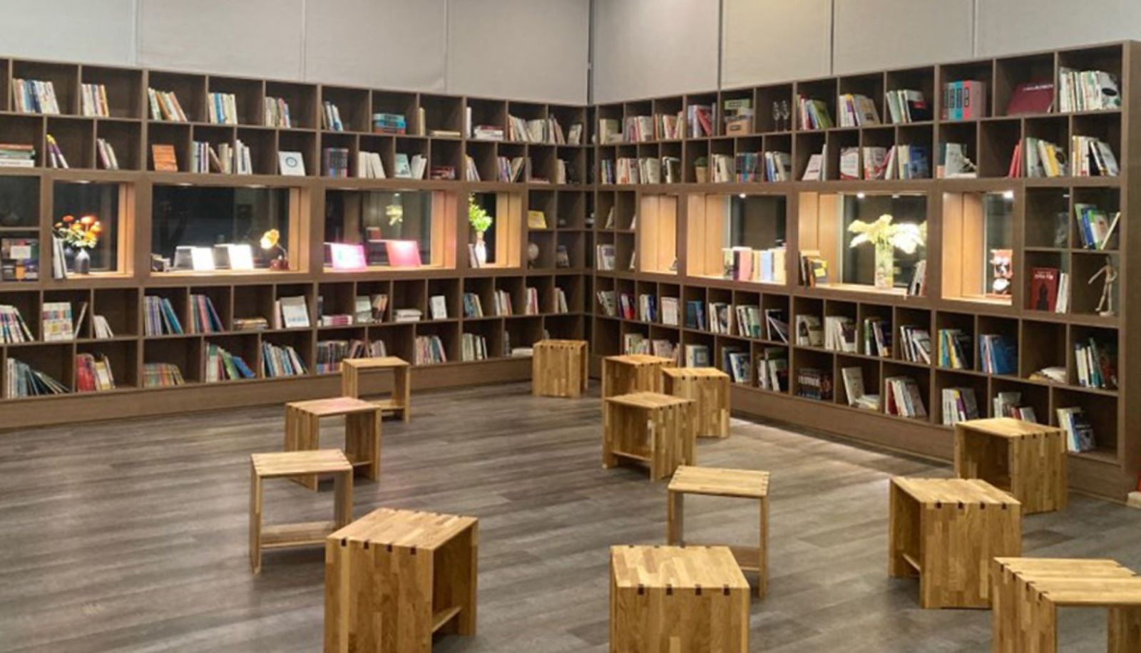 Sala de lectura - Harbor Park Hotel