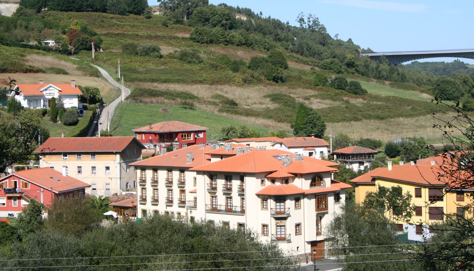 Hotel outdoor area - Valle Las Luiñas