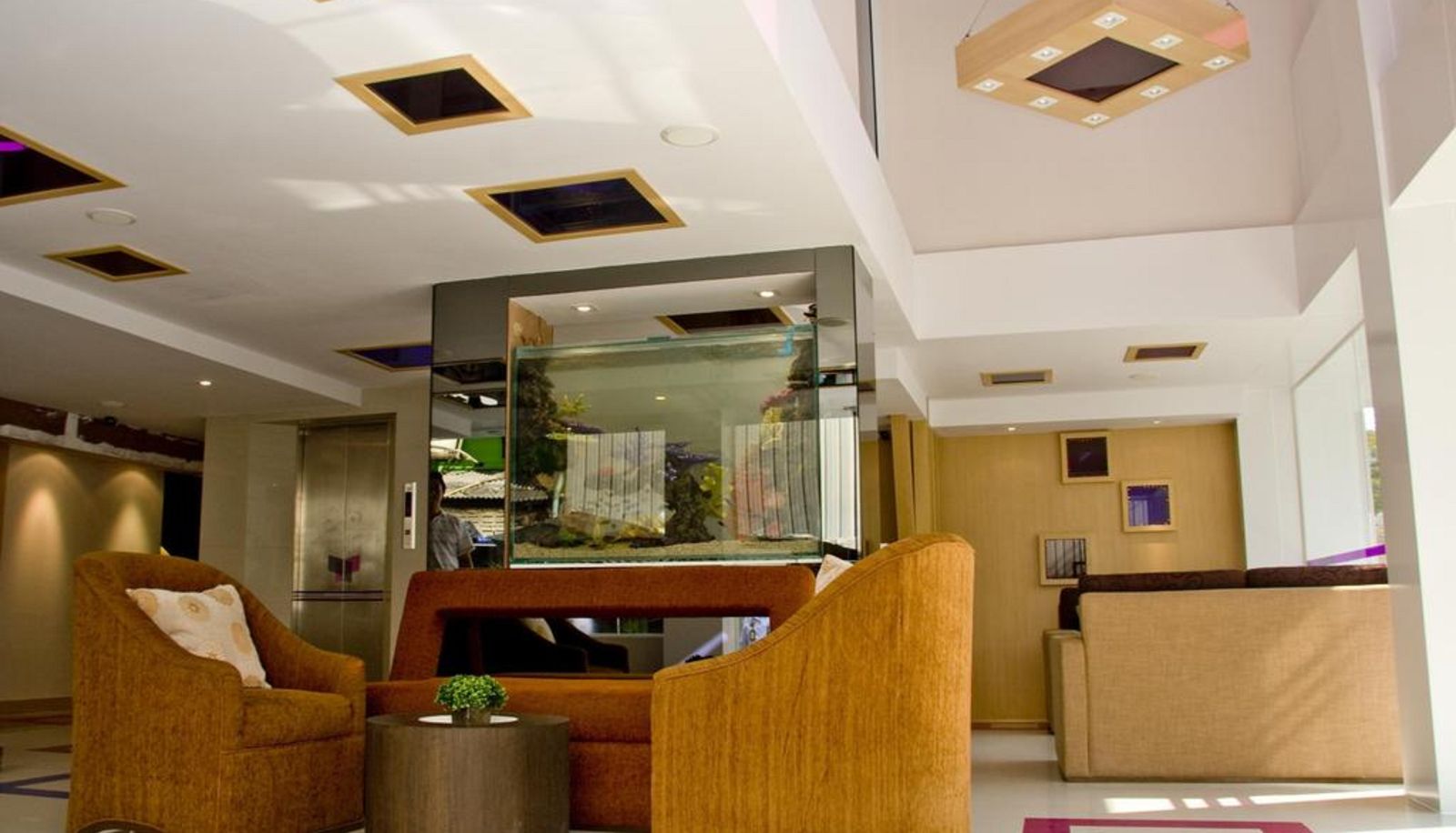 Lobby - Paradiso Boutique Suites