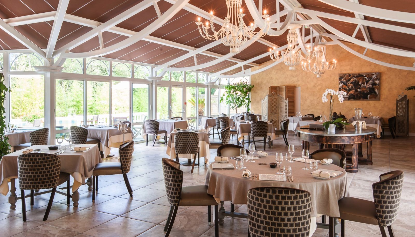 Restaurant - Domaine de Valaudran