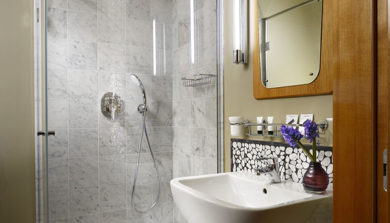 Badezimmer - Garibaldi Blu Hotel