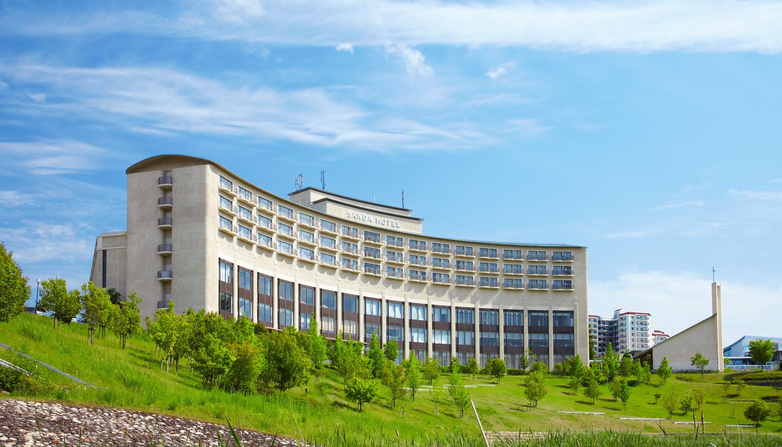Area esterna dell'hotel - ANA Holiday Inn KOBE SANDA by IHG