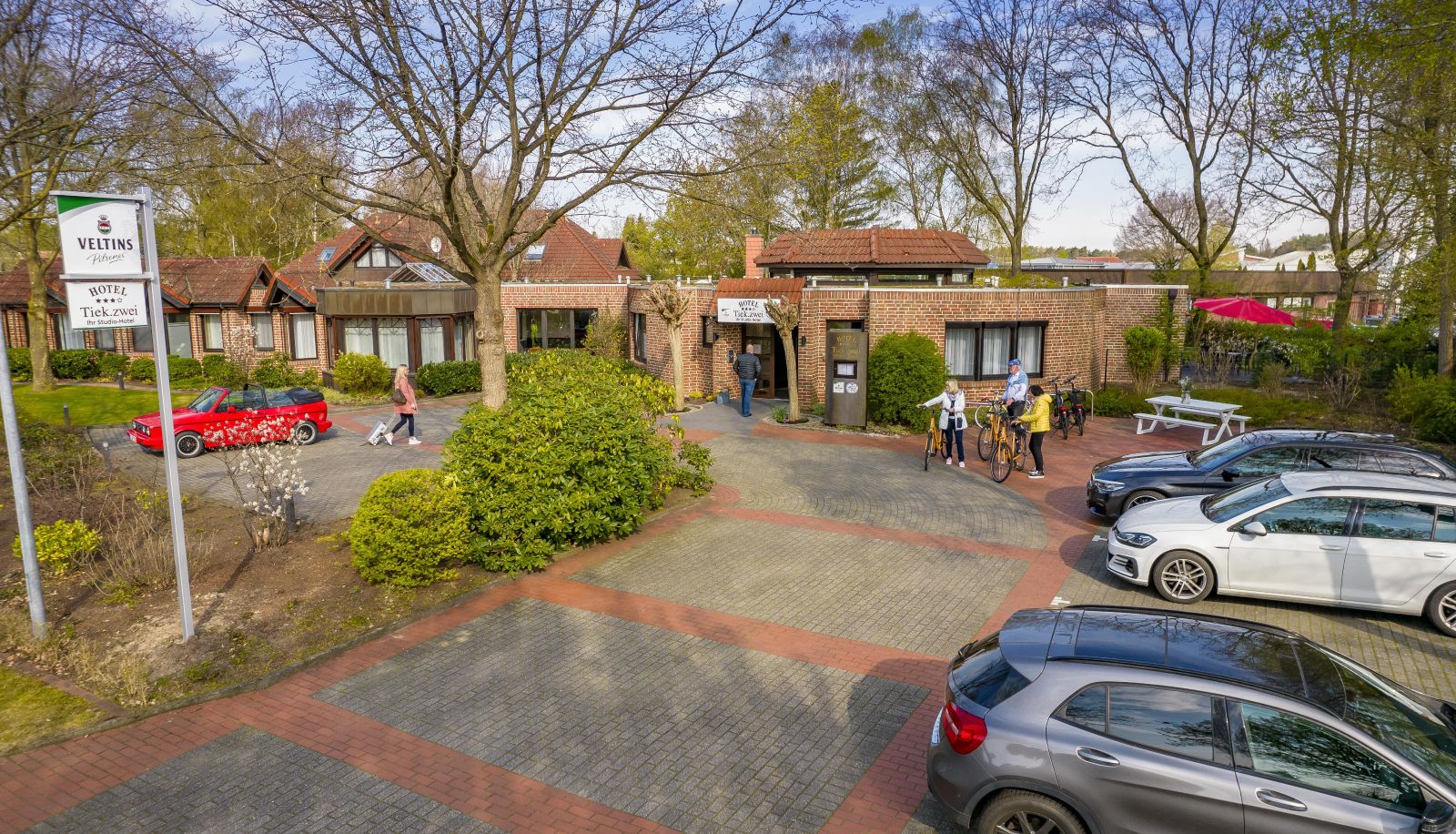 Area esterna dell'hotel - Tiek. zwei Ihr Studiohotel