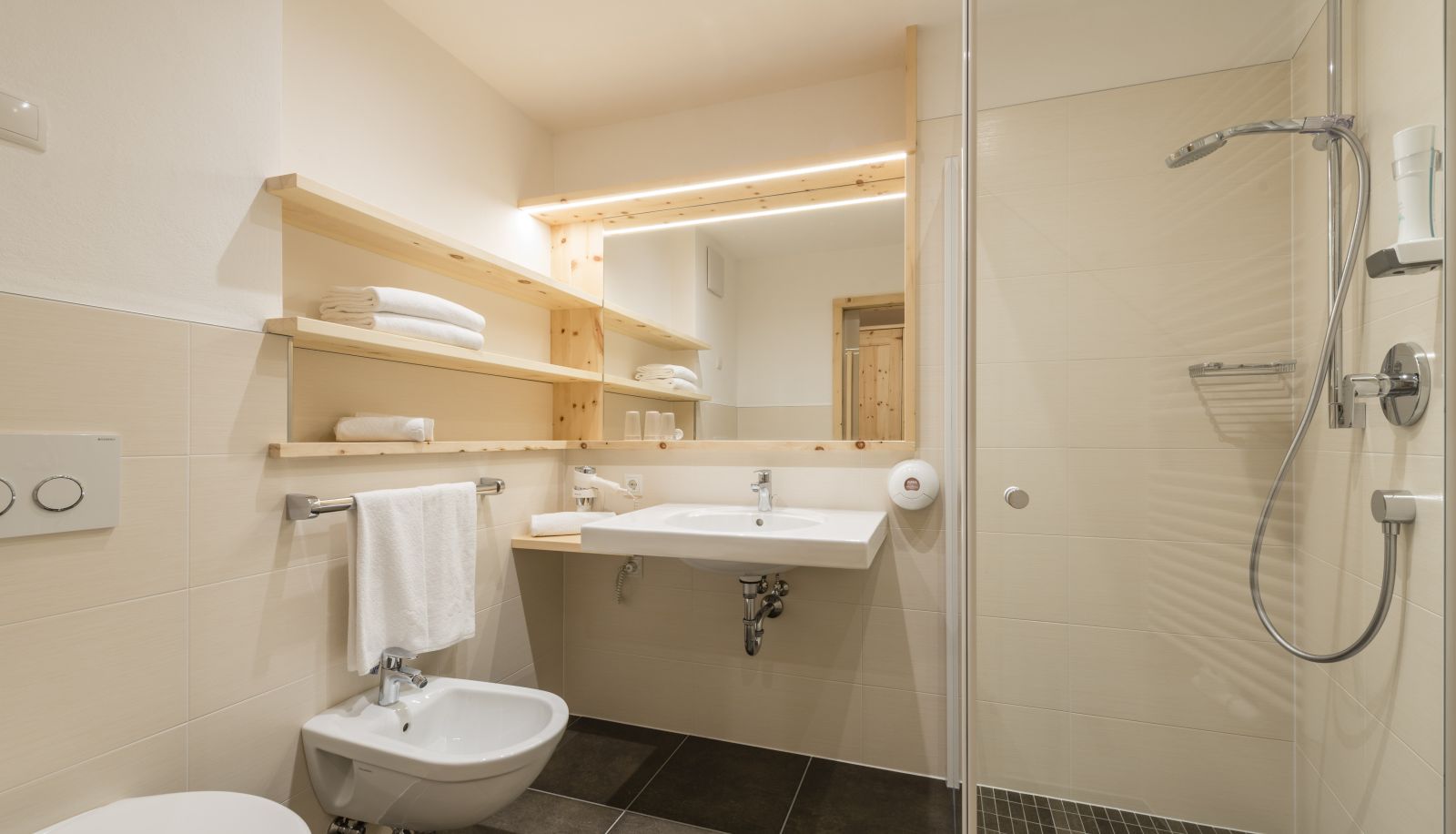 Bathroom - Jonathan