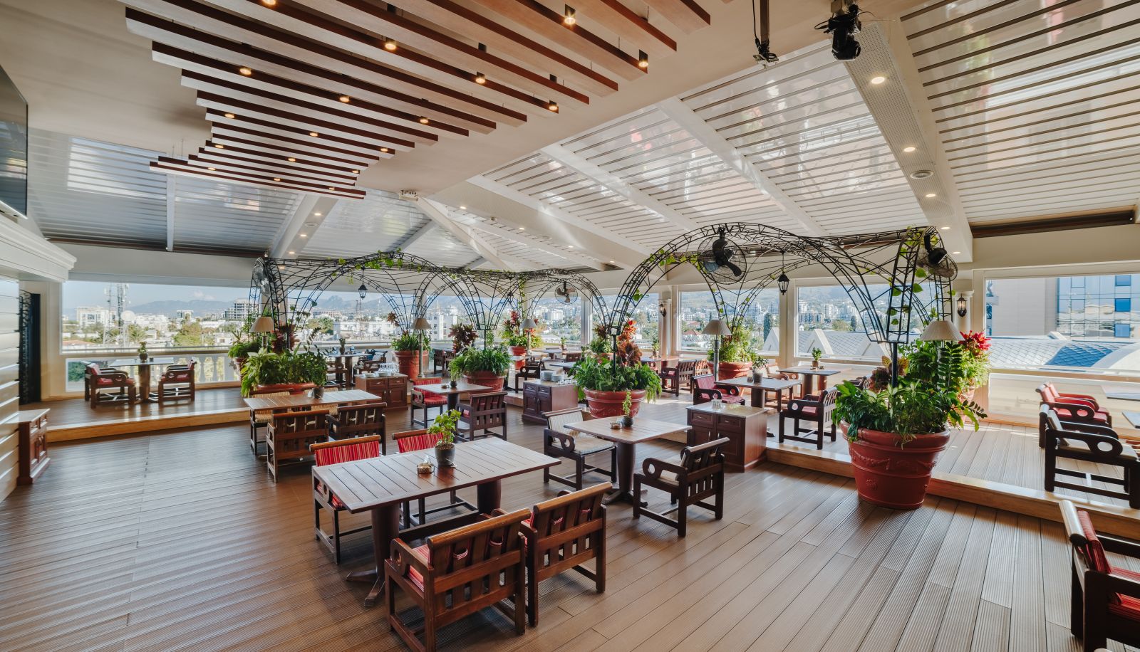 Terras - The Arkin Colony Hotel