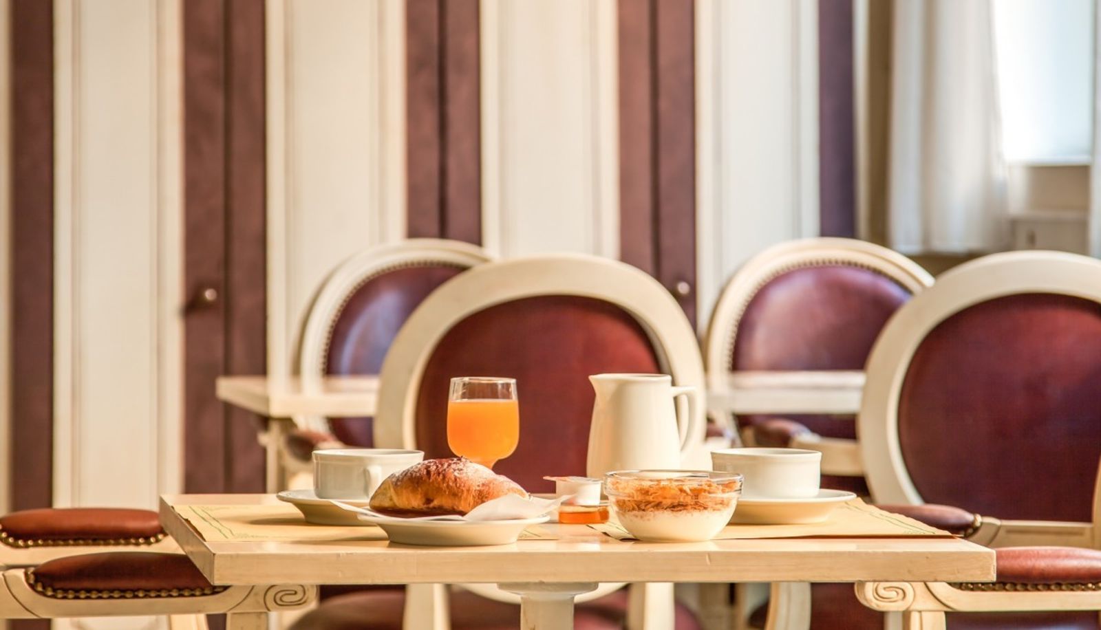 Frühstücksraum - La Pace Hotel