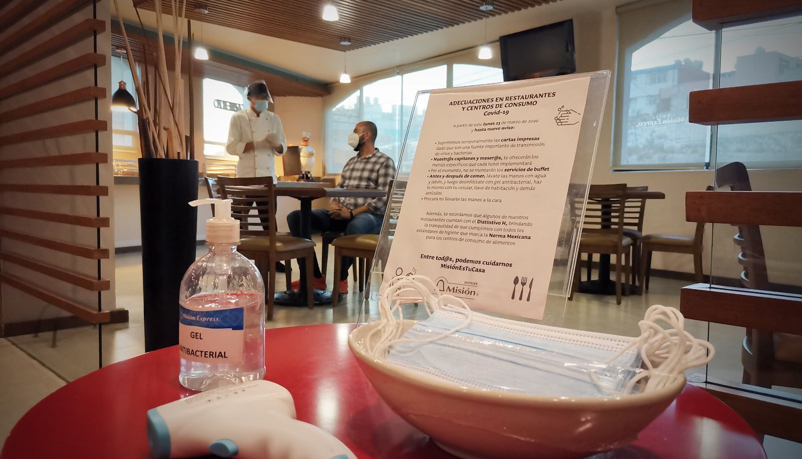 Salle de petit-déjeuner dans le restaurant - Mision Express Pachuca