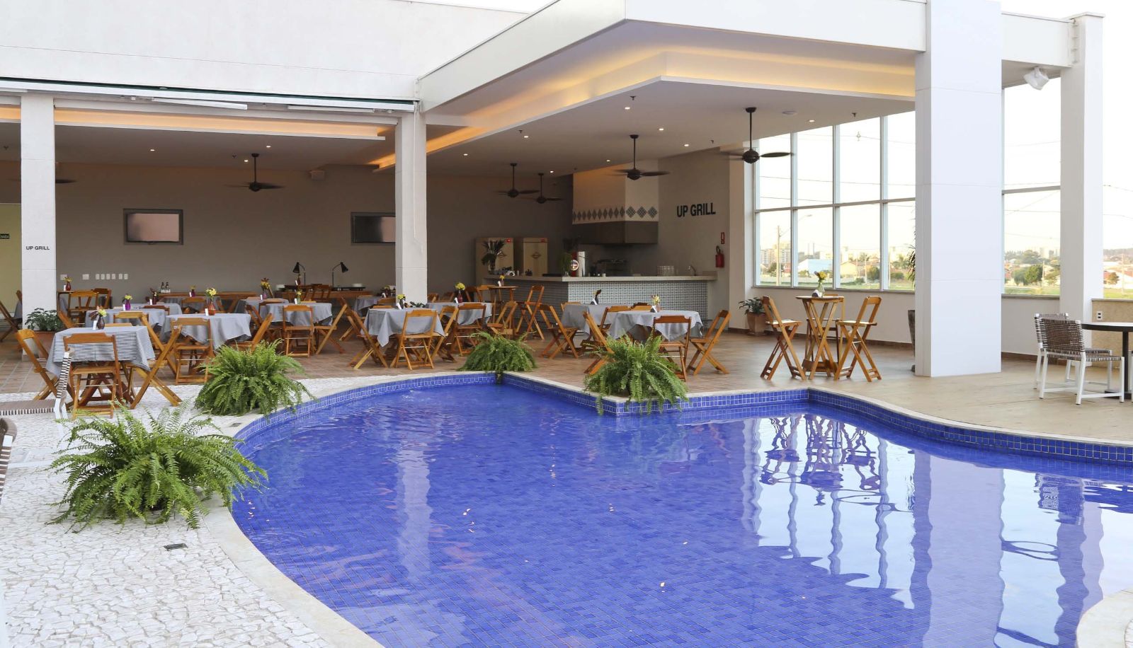 Hotel outdoor area - Vitória Convention Paulínia