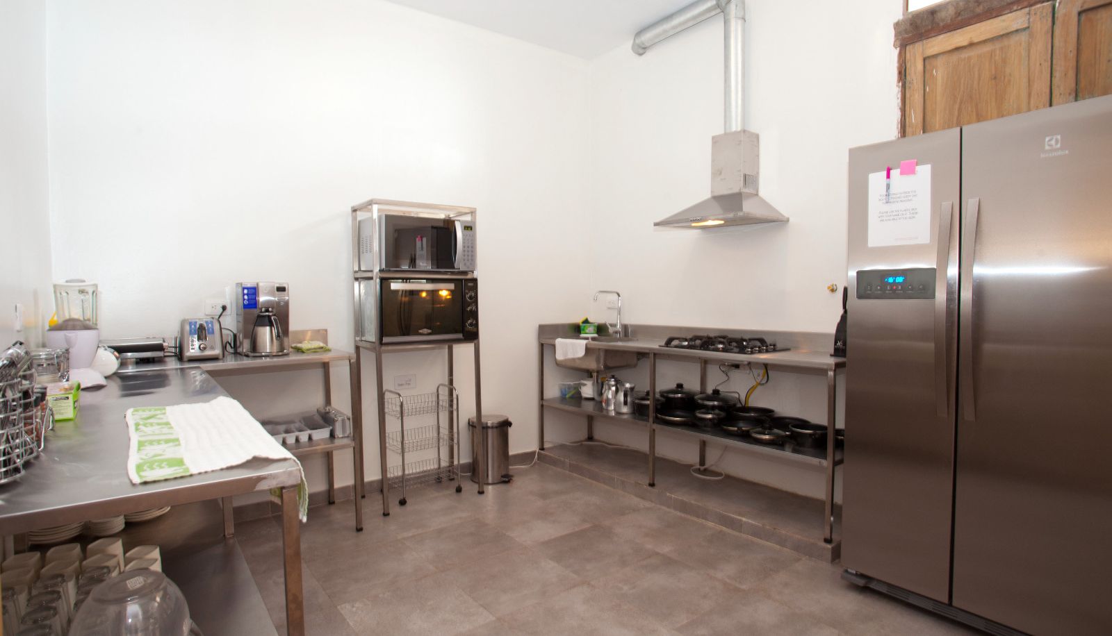 Hotelküche - Arche Noah Guesthouse