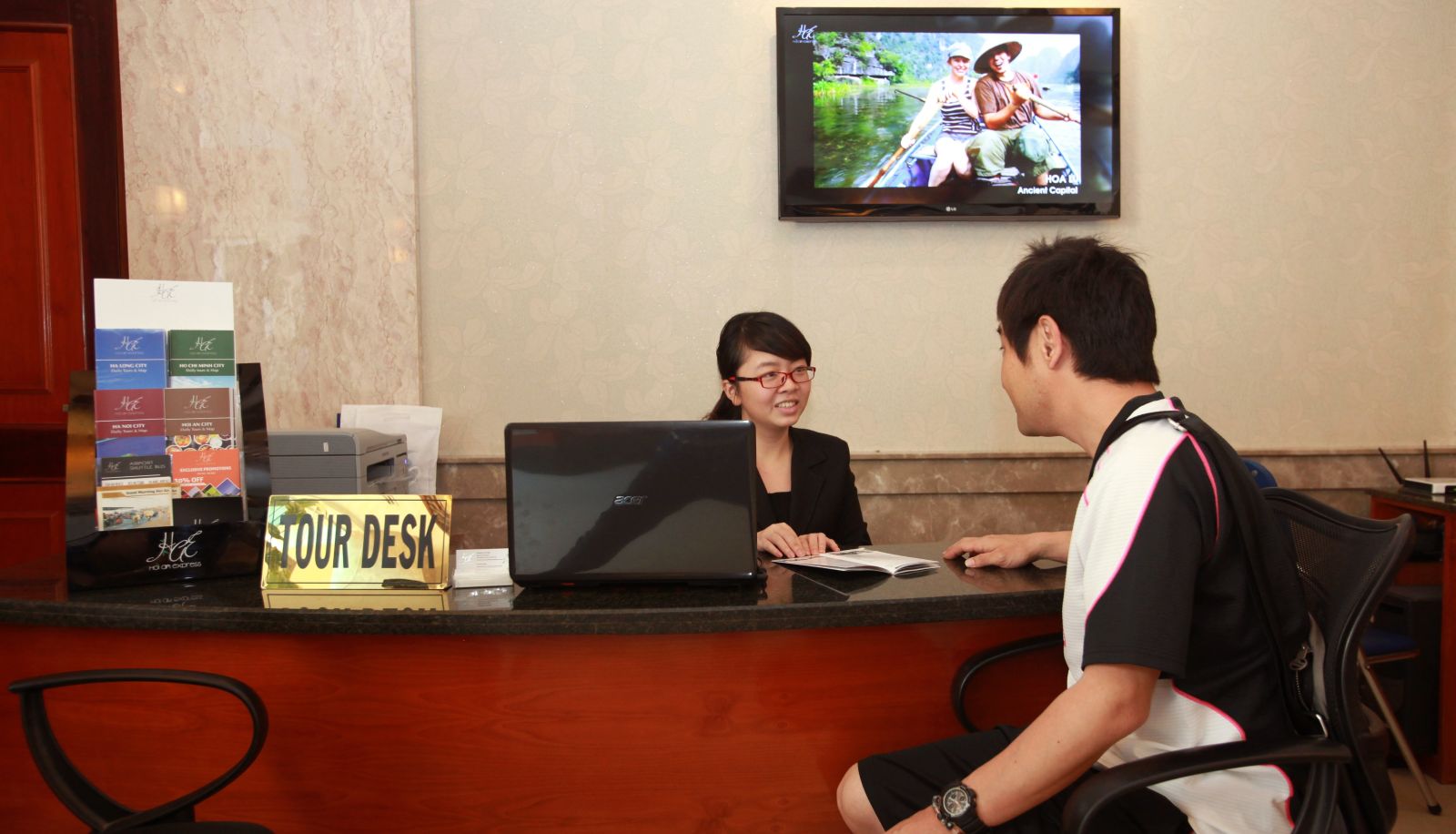 Centro de negocios - Flower Garden Hotel