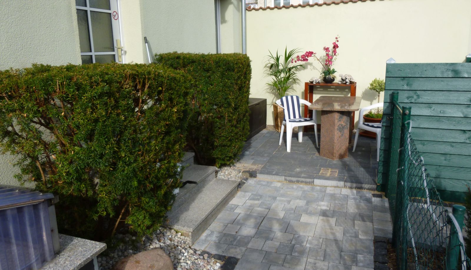 Terrasse - Pension am Peeneufer UG