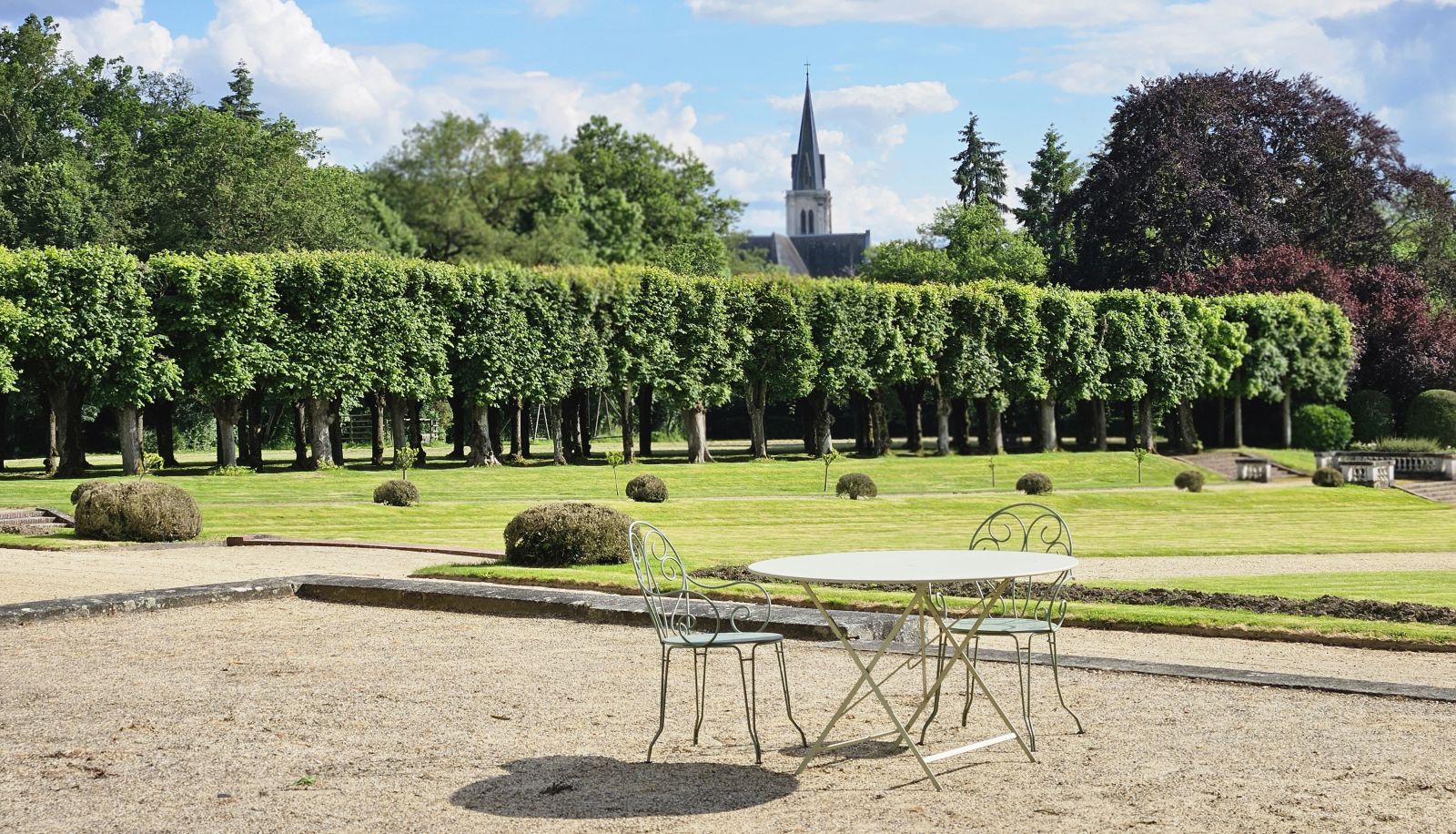 Terasse - Chateau de Craon Chambres d'Hotes