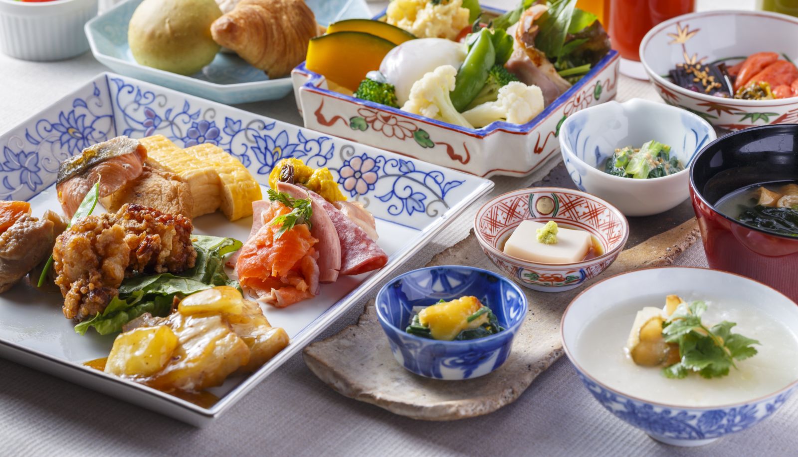 Buffet - Mitsui Garden Hotel Osaka Premier