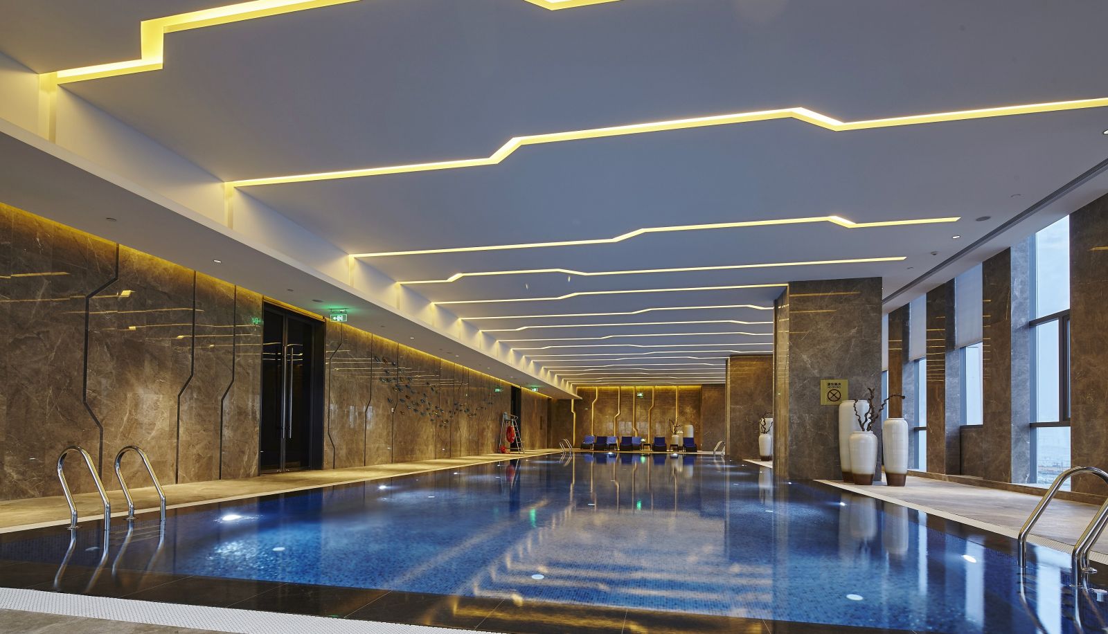 Zwembad - Wanda Realm Dongying