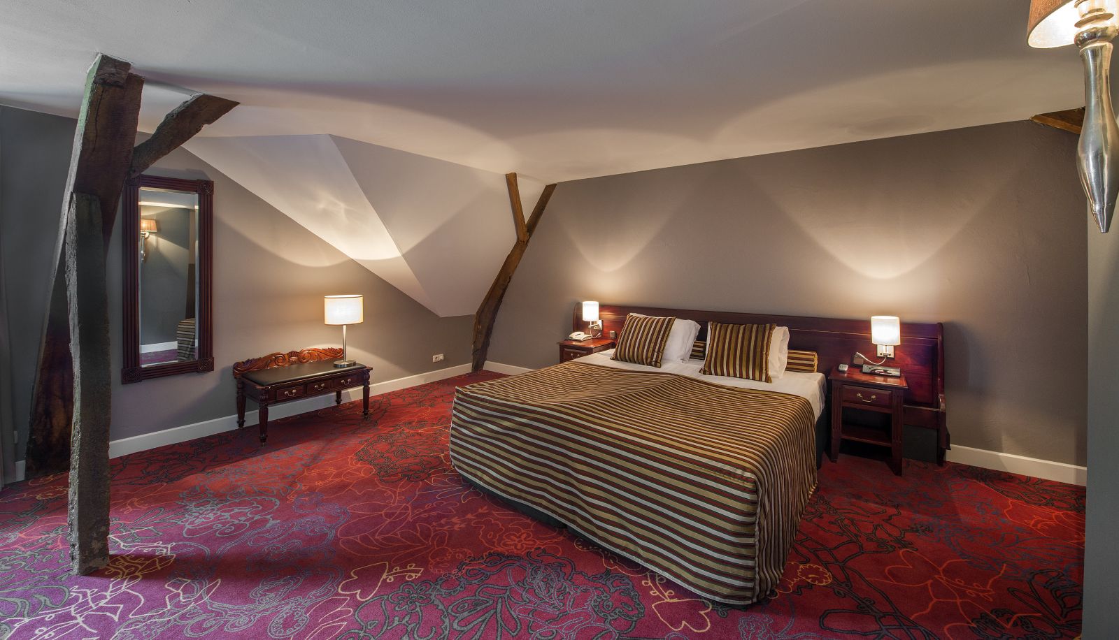 Standaardkamer (tweepersoons) - Kasteel Daelenbroeck Romantik Hotel