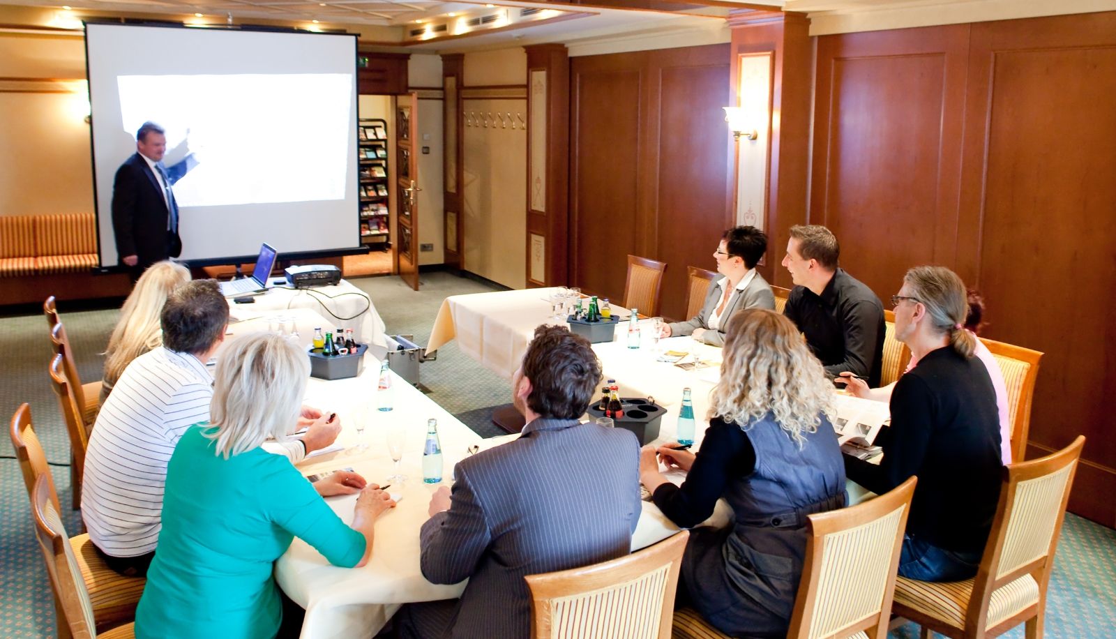 Sala seminaryjna - Traditionshotel Weißes Roß