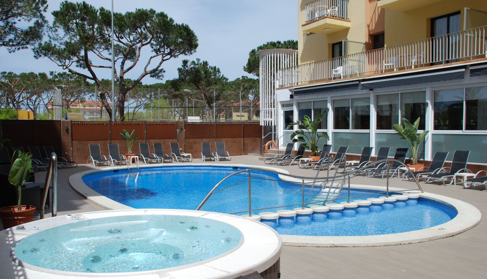 Pool - Stella Maris