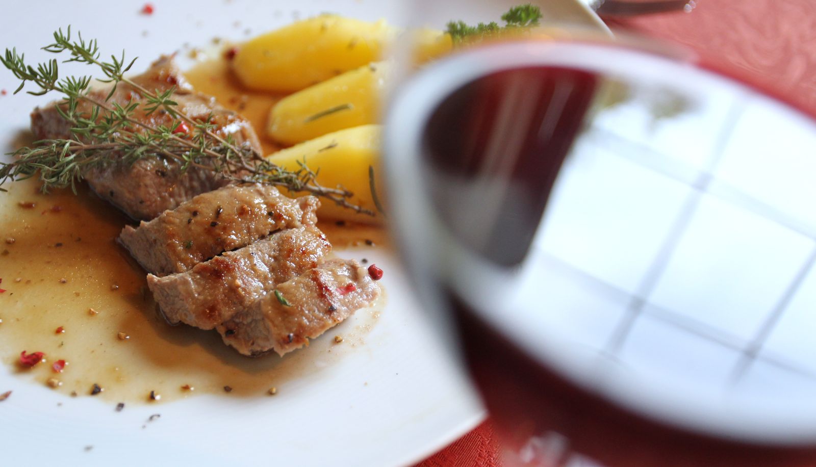 Restaurant - Hotel & Gasthof Zur Linde