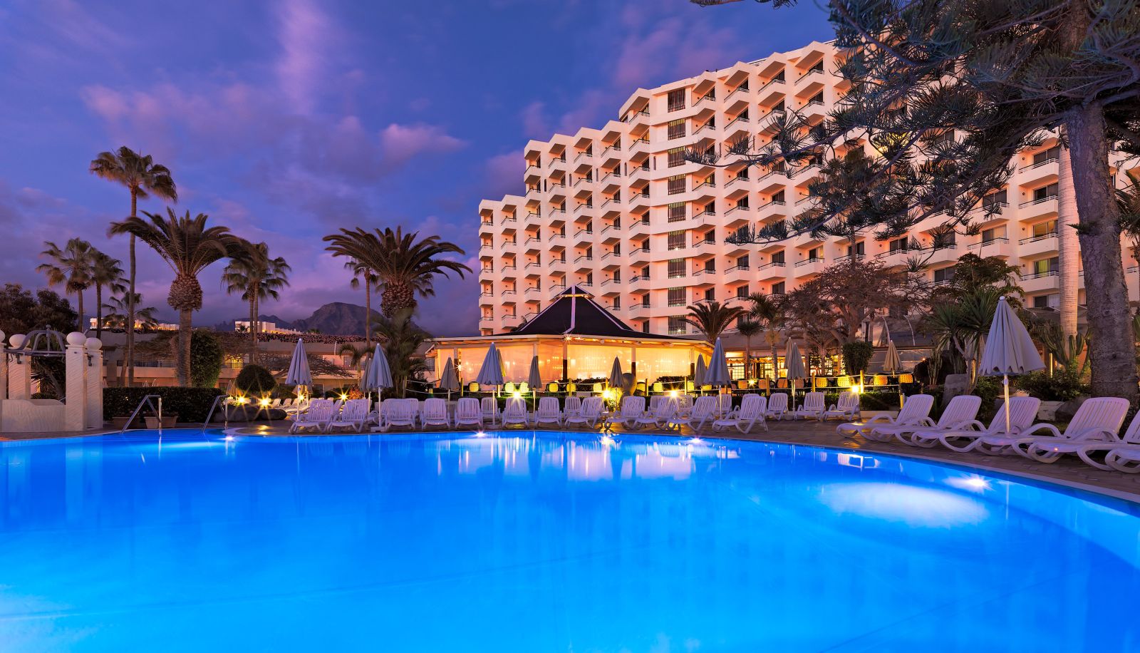 Pool - H10 Las Palmeras