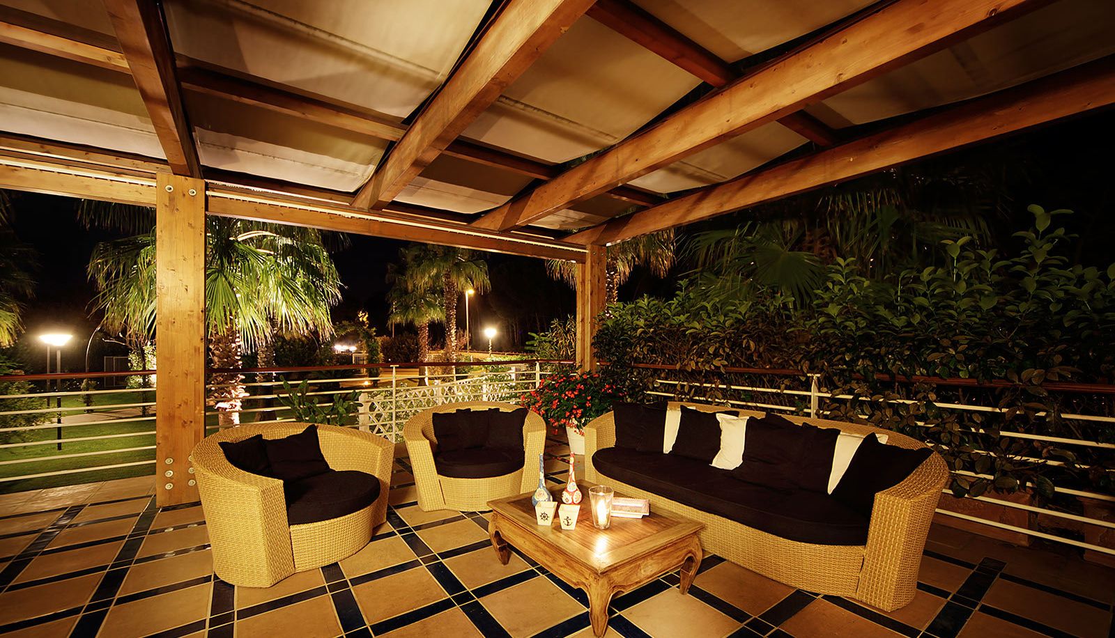 Terasse - Esplanade Boutique Hotel